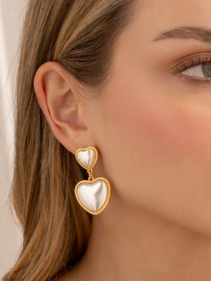 Aretes corazones perlados